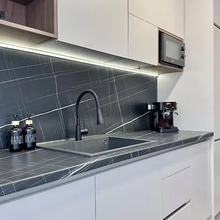 Comfort & Classy 1bed аpartment For 4 Guests On High Street Lägenhet *